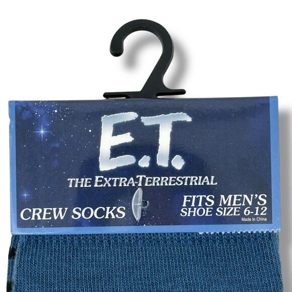 E.T. The Extra Terrestrial TV Movie Crew Socks Mens One Size 6-12 Moon Bike - Picture 3 of 4
